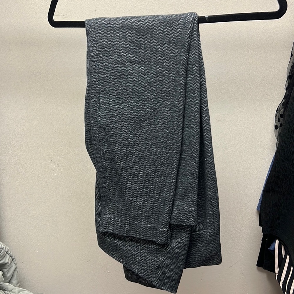 Skinny Leg Work Pants Size 12 Black and White
